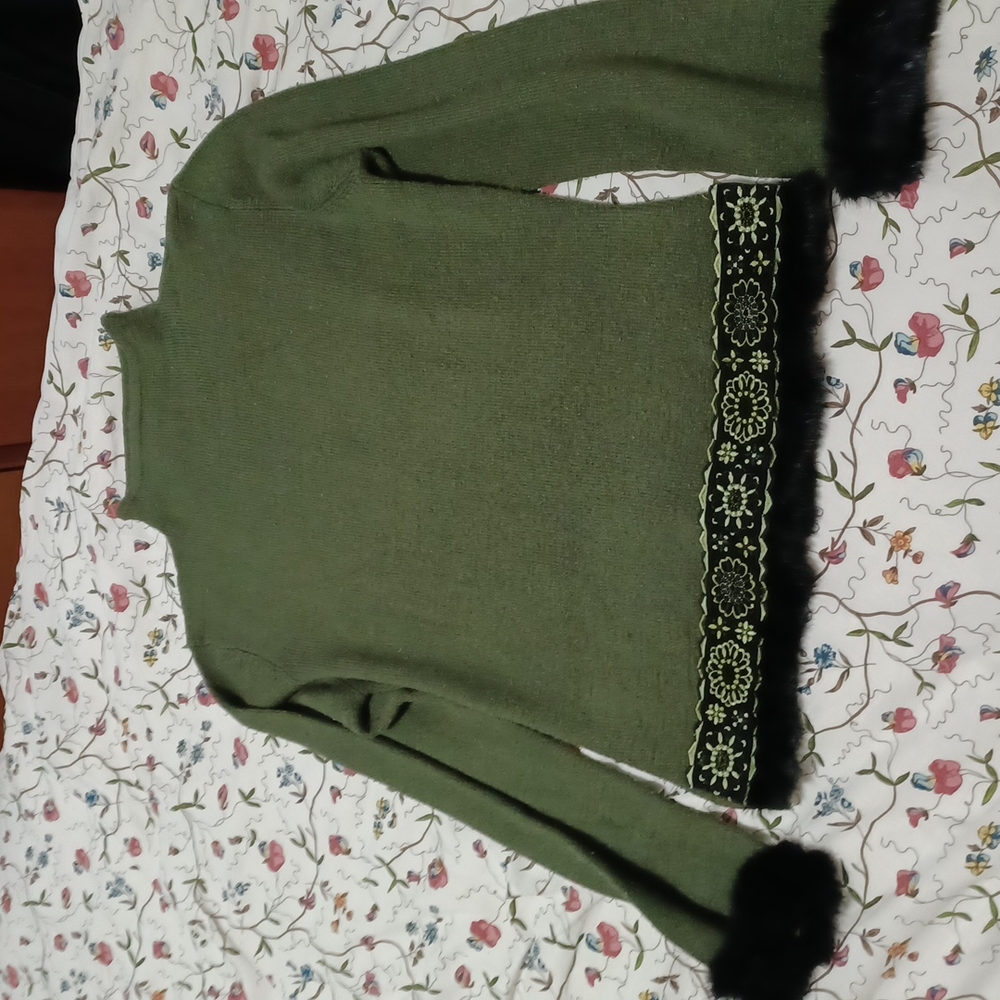 Sweater